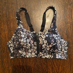 Victoria Secret Knock Out Sports Bra